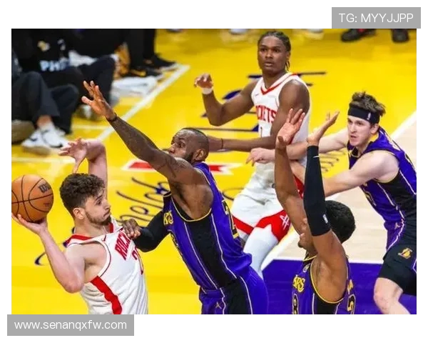 06赛季火箭与湖人激战回顾经典对决的精彩瞬间与历史意义