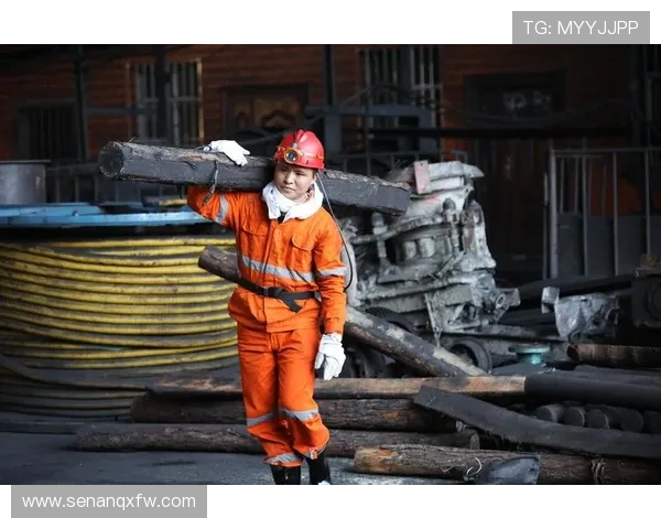 周鹏:从篮球场上的拼搏者到生活中的榜样,见证奋斗与坚持的力量