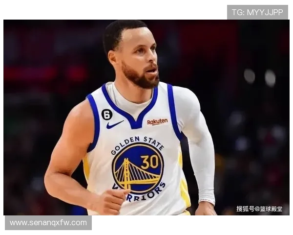 库里三分大赛决赛狂轰20球创历史纪录引发全场惊叹 库里三分大赛决赛狂轰20球创历史纪录引发全场惊叹